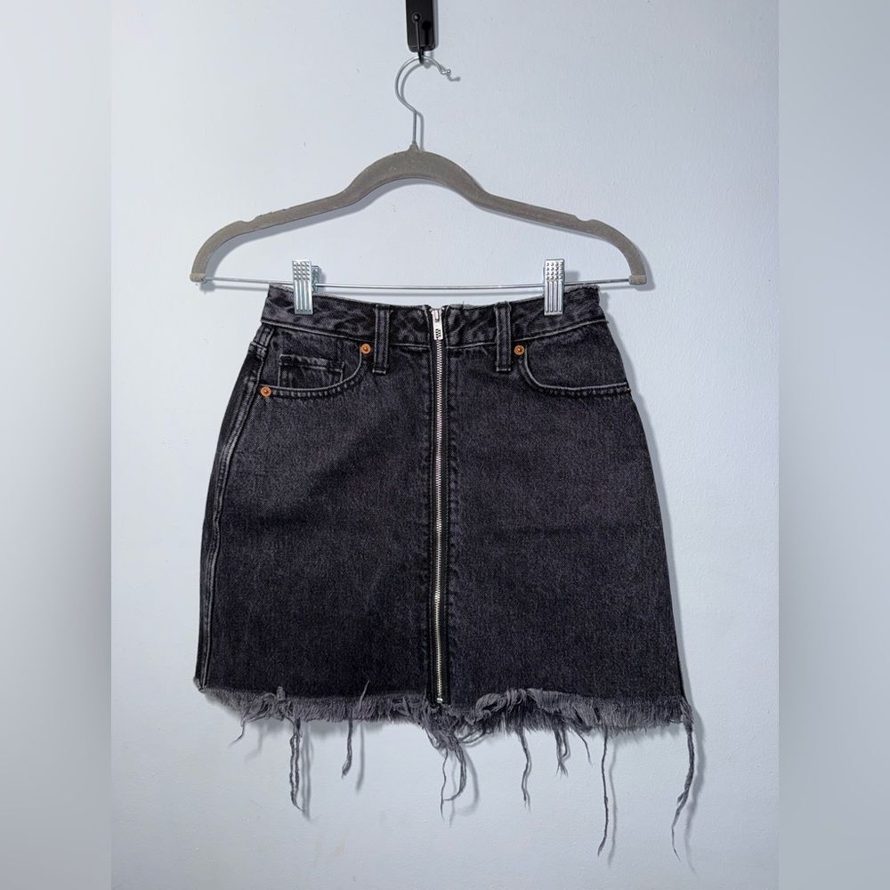Abercrombie & Fitch ZOE raw hem zip front SKIRT size 00/24 EUC